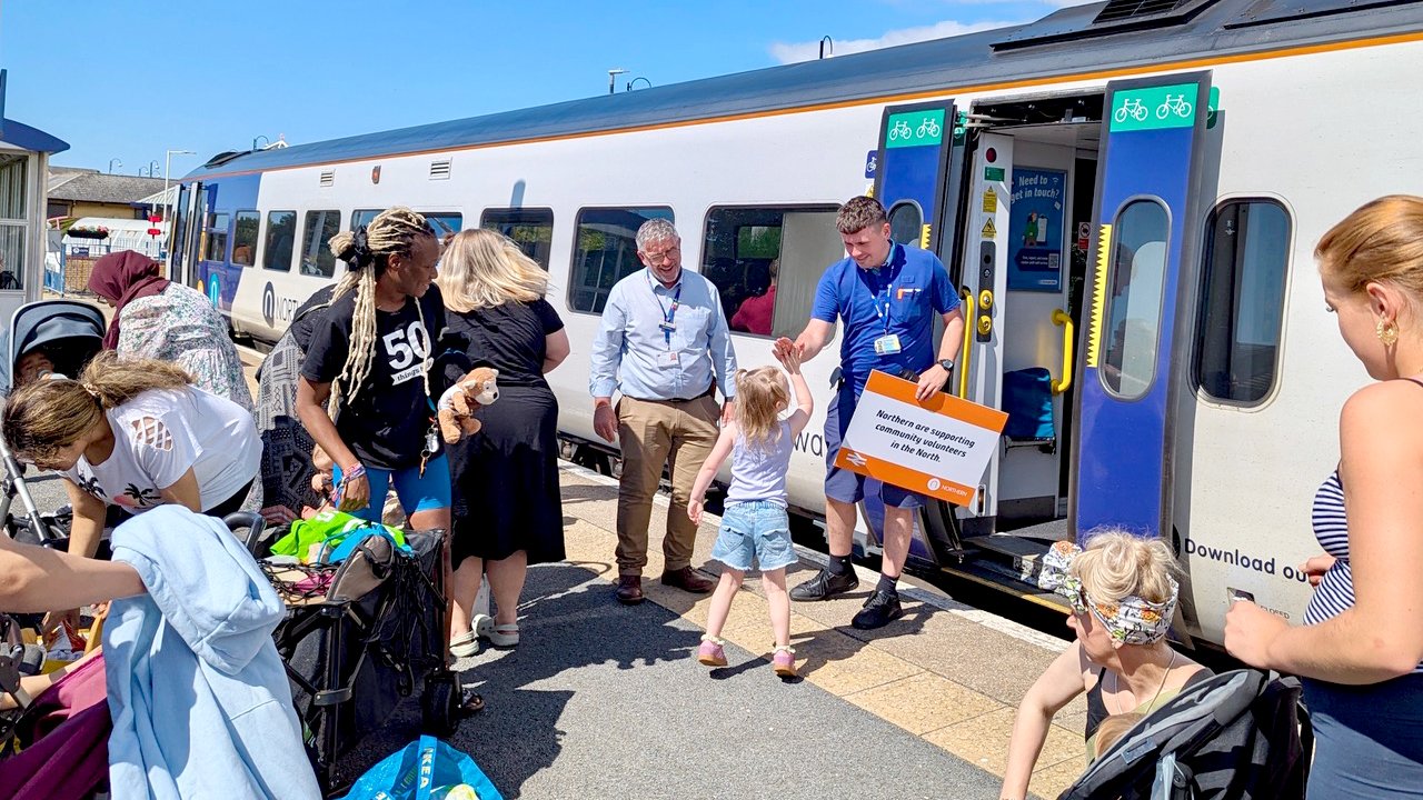 Passengers leaving train.