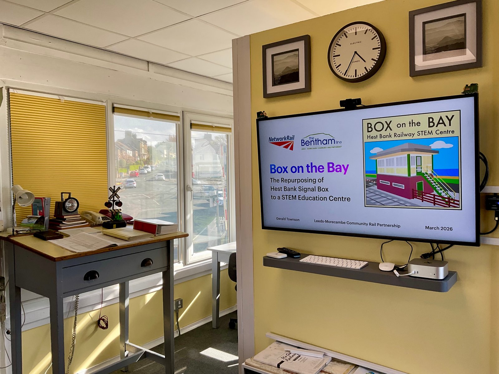 Box on the Bay display screen